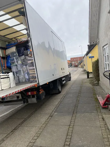 TIPTOP REMOVALS LTD