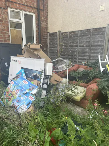 GOLD CONDOR LIMITED trading as The Best Rubbish Removal Leicester