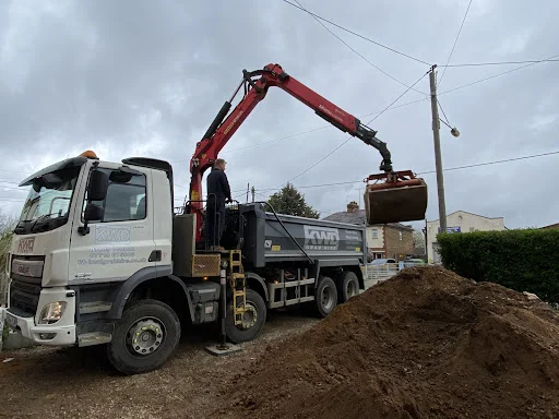 KWD GRAB HIRE ESSEX AND SUFFOLK LTD