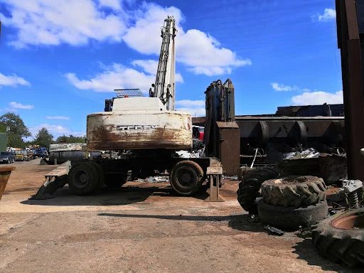 PYLLE MOTORS METAL RECYCLING LTD