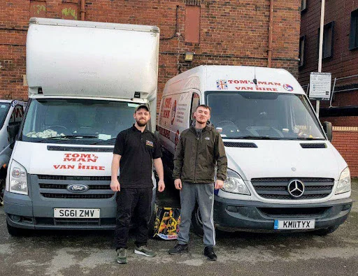 TOM'S MAN AND VAN HIRE DEVON LTD
