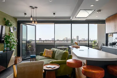 MARYLEBONE INTERIORS LONDON LTD