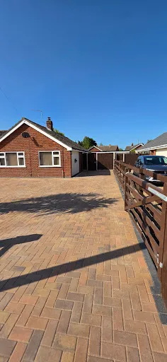 ELITE DRIVEWAYS & EXCAVATIONS LTD