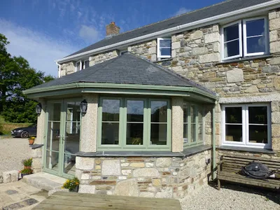 PHILIP WHEAR WINDOWS & CONSERVATORIES LTD