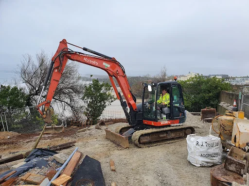 HUNTER GROUNDWORKS LTD