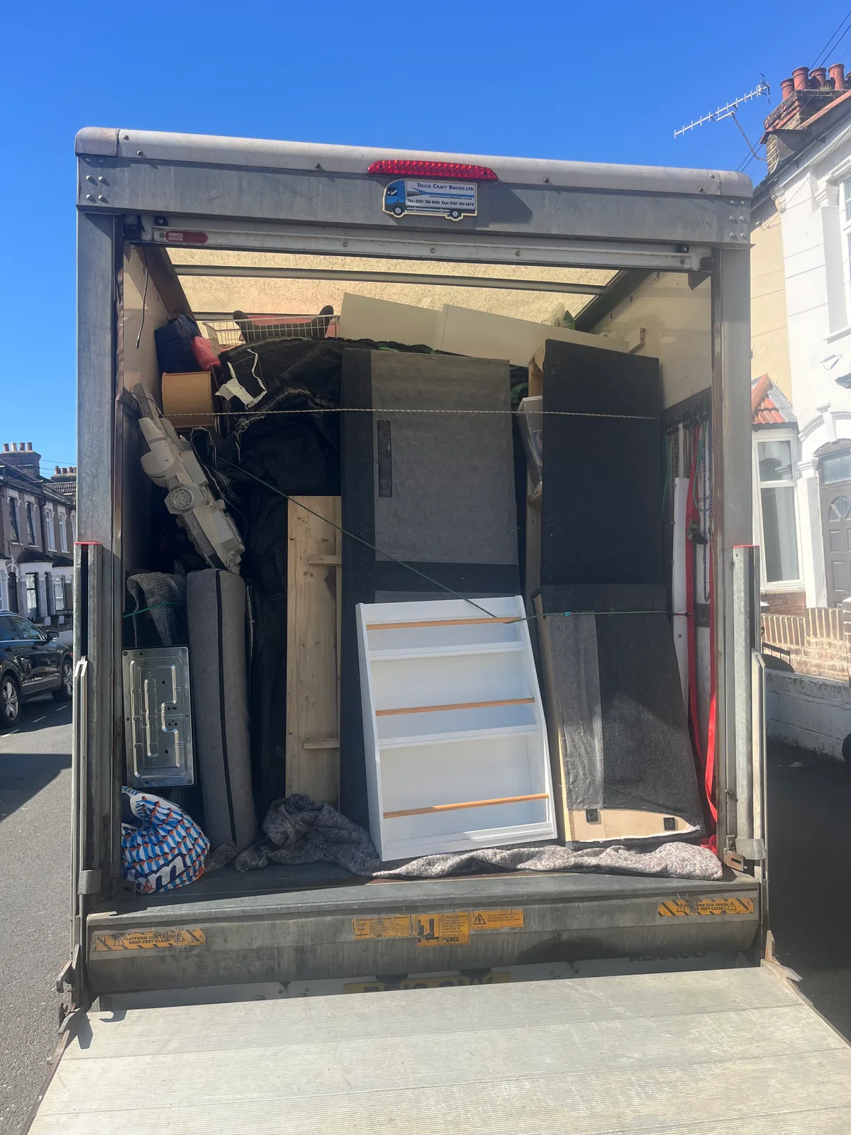 G&R  MOVING REMOVALS