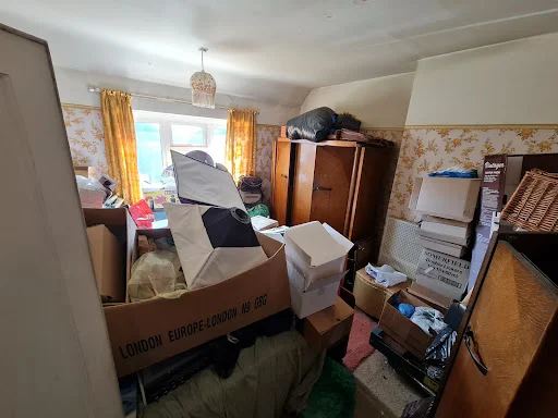 Nicky Morris trading as Instant removals