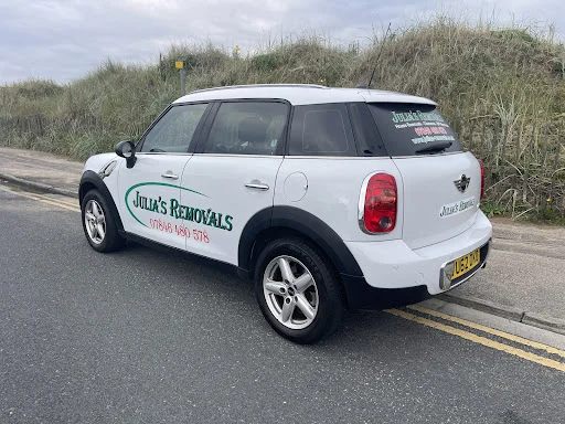 Julia's Removals