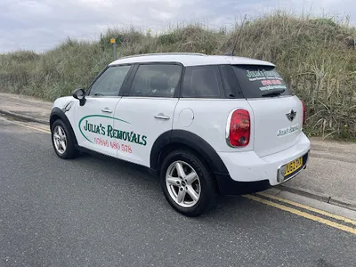 Julia's Removals