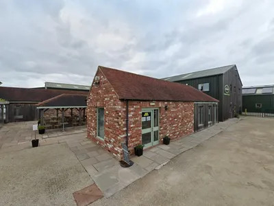 EARLSWOOD CONSTRUCTION LTD