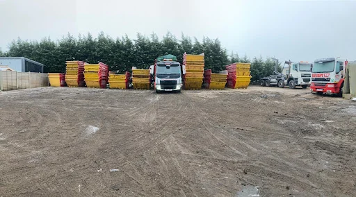 RED SKIPS 2 U LIMITED