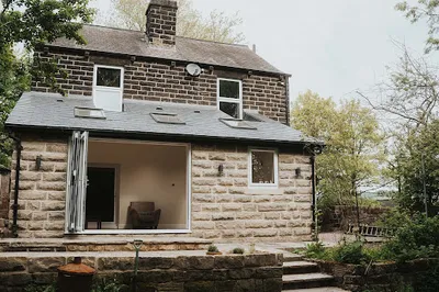 STAPLETON BUILDING LTD