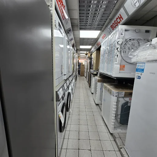 VAN HAAREN APPLIANCE WORLD LIMITED