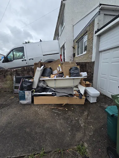 PROPER JUNK REMOVAL LTD