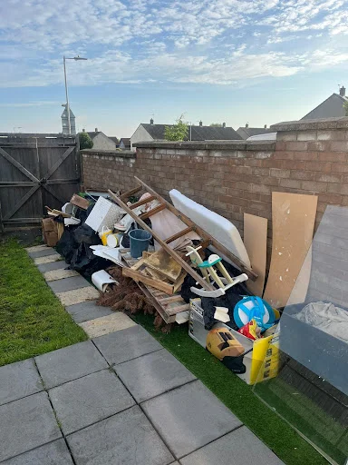 HONEYS RUBBISH CLEARANCE LTD trading as Honeys rubbish clearance ltd