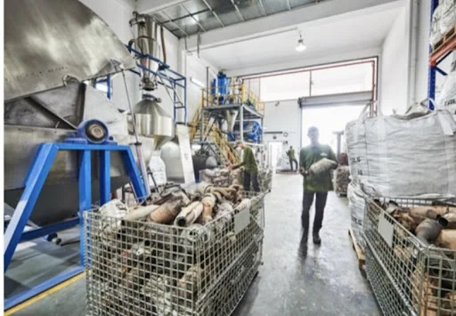R W CUNNINGHAM METALS LIMITED