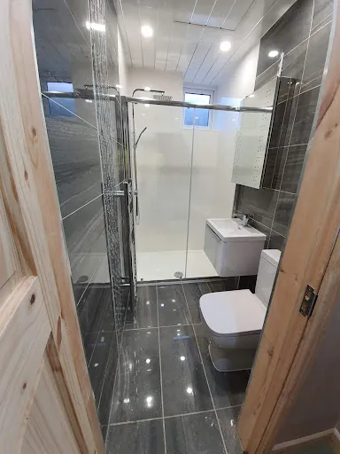 BRAVADO BUILDERS LTD