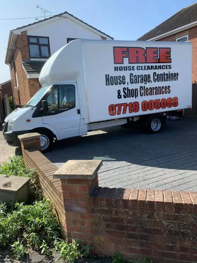RUBBISH CLEARANCE GUARANTEED LTD