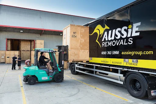 AUSSIE MAN & VAN LIMITED