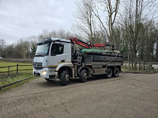 C & CO GRAB HIRE LTD