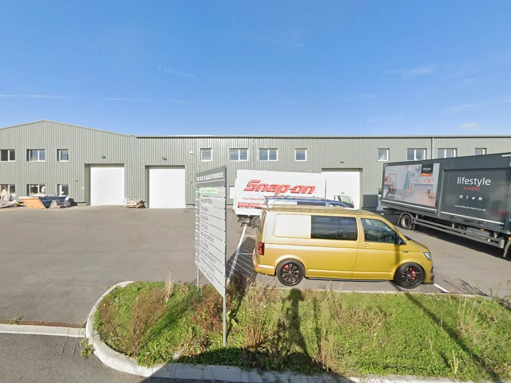T&R RECYCLING LTD