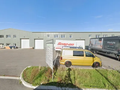 T&R RECYCLING LTD