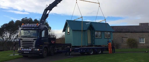 D B PLANT & LIFTING LIMITED