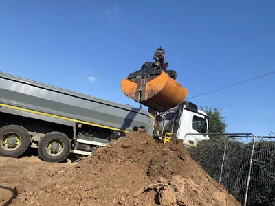 THOMAS & SON GRAB HIRE LIMITED