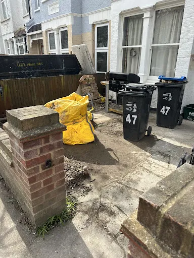 COMBAT WASTE SOLUTIONS LTD